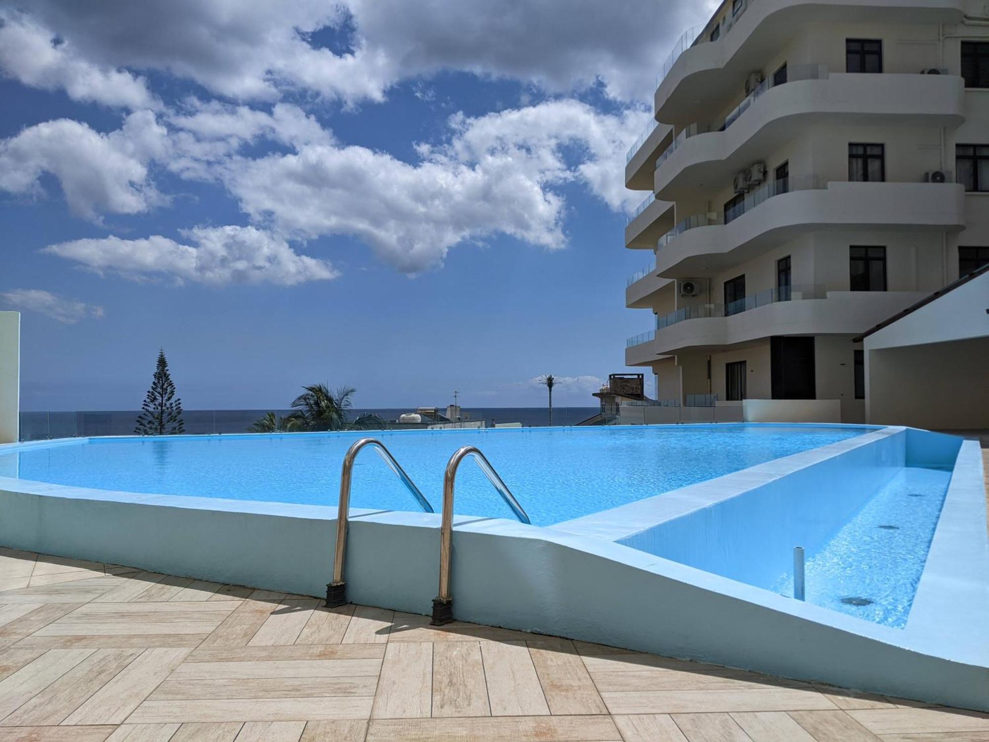Seaview Serenity Apartment Flic-en-Flacq Exterior foto